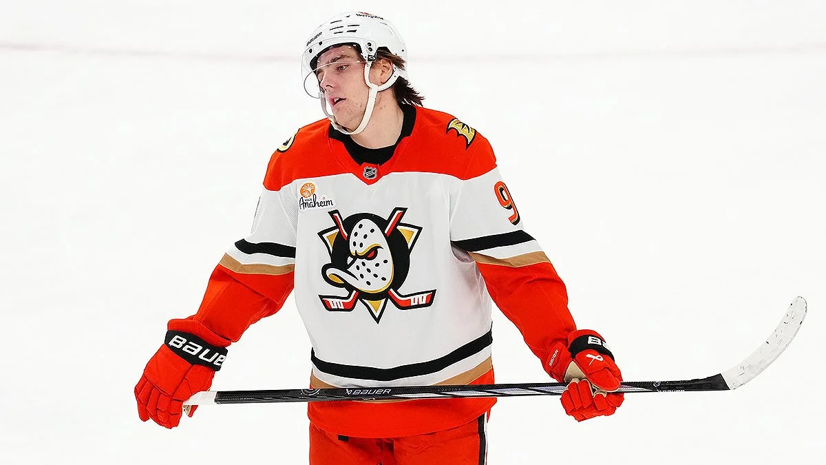 Ducks Match Flyers' $90M Offer, Keeping Leo Carlsson in Anaheim