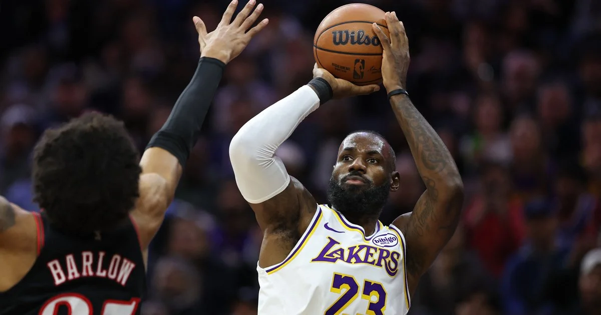 LeBron James Targets Top Contenders, Sixers in Serious Play