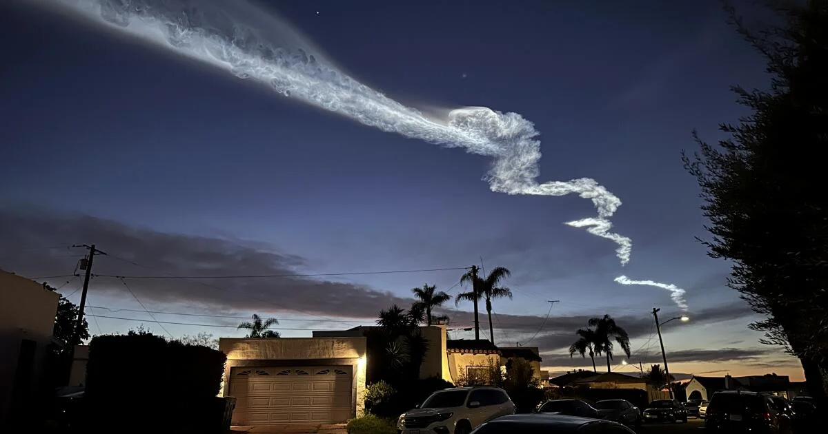 SpaceX IPO risk: could your retirement fund end up with a space-age surprise?