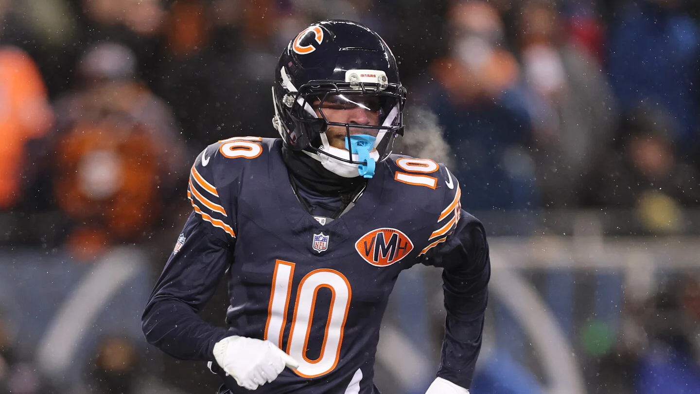 Luther Burden limps off Bears practice with injury scare