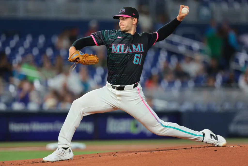 Marlins Place Snelling on IL with UCL Sprain, Garrett to Start Thursday