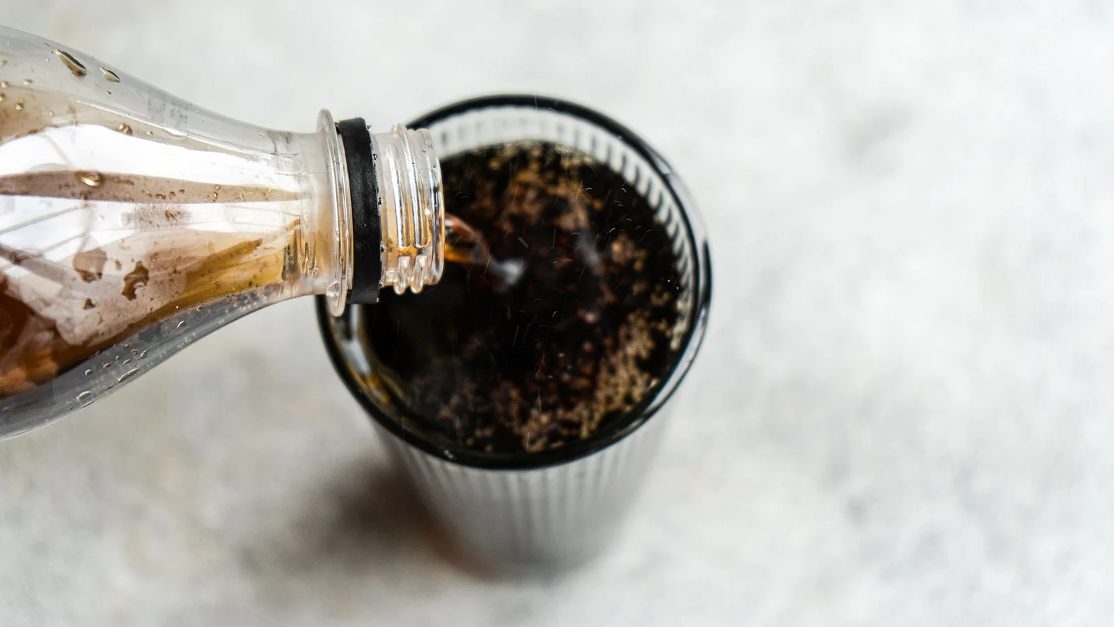 GLP-1 drug–linked gastric bezoar dissolves with diet soda