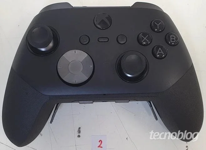 Xbox Elite Series 3 Leaks Point to Cloud Gaming Focus and Mod‑Ready Design