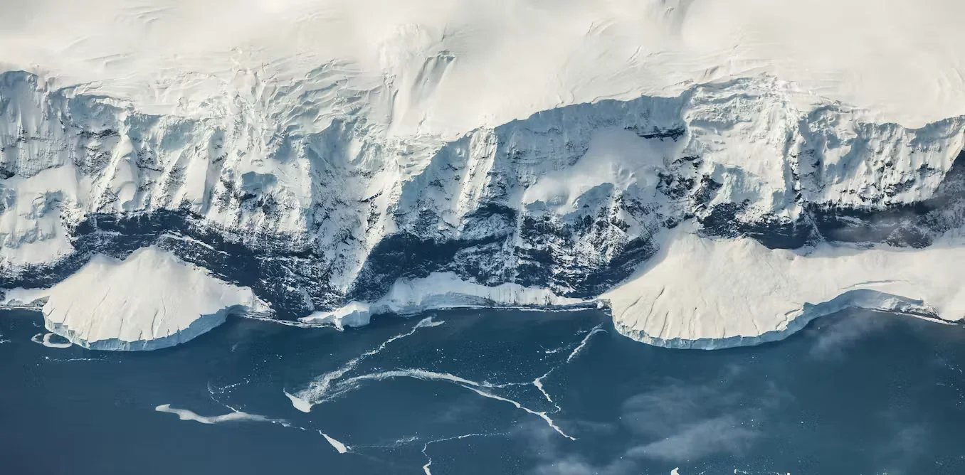 Mantle Waves Helped Antarctica Freeze Ahead of the Arctic