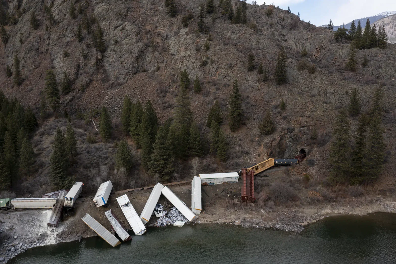 Train Derailment in Montana Spills Beer and Propane, No Injuries Reported