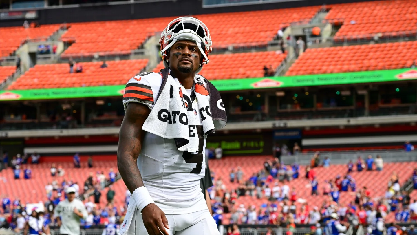 Watson: Boos are disrespectful and not tied to his performance