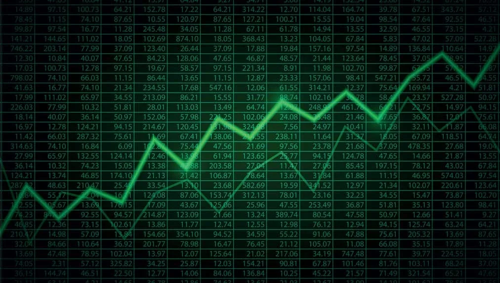 Wall Street Gains as Markets Climb on Tech Rally and Economic Optimism