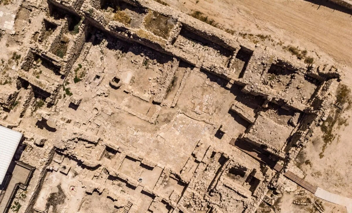 Sand Beneath Ishtar Temple Reveals Zagros Link