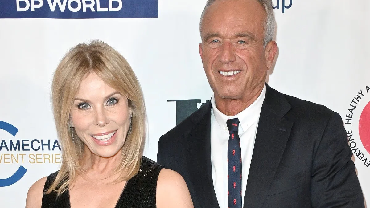 RFK Jr.'s third marriage under strain as diaries detail alleged infidelity and comparisons to Mary Kennedy