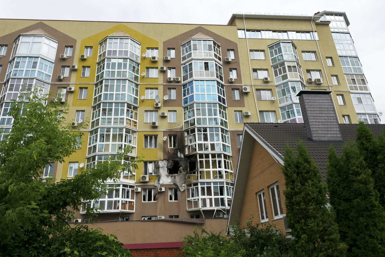 Drone Strike Hits Residential Building in Southwest Russia Amid Ukraine Conflict