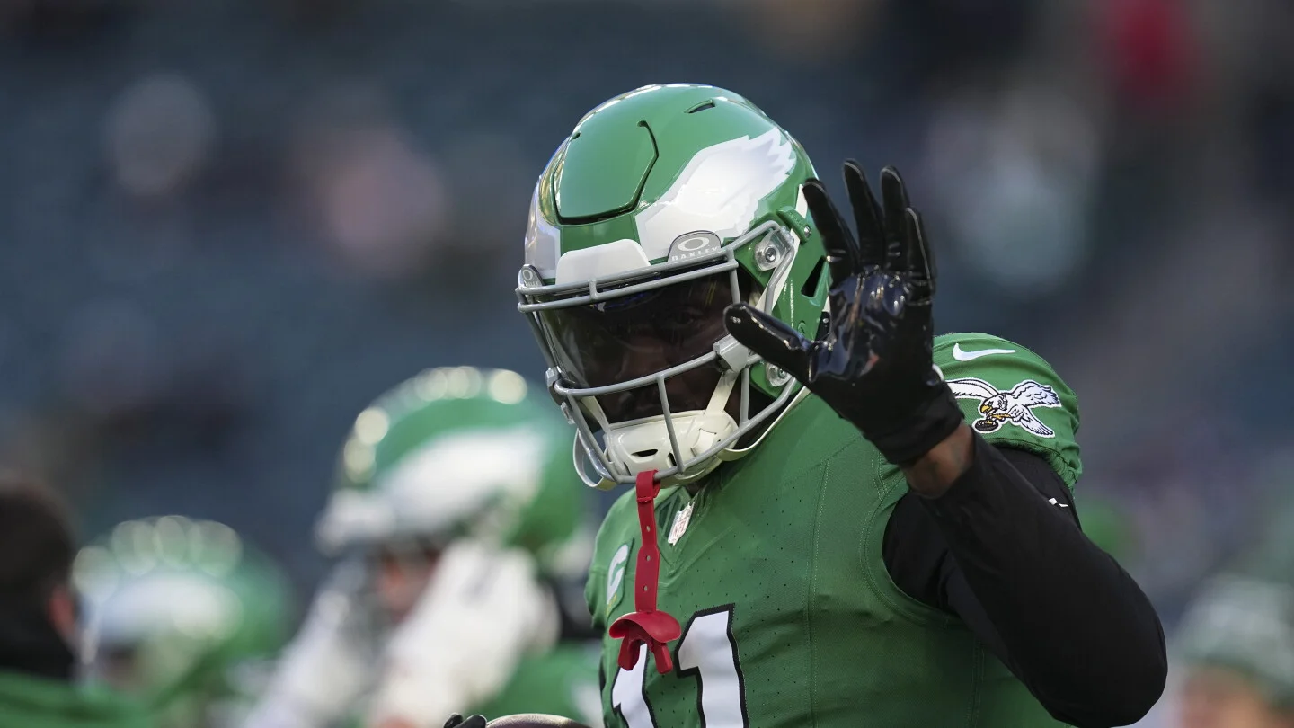 Patriots eyeing A.J. Brown as trade countdown intensifies