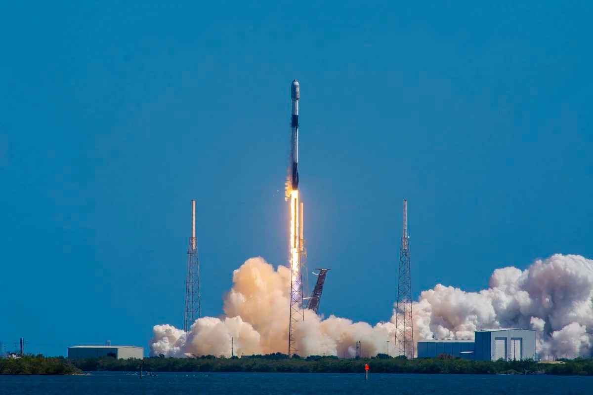 SpaceX launches 22 Starlink satellites despite iffy weather.