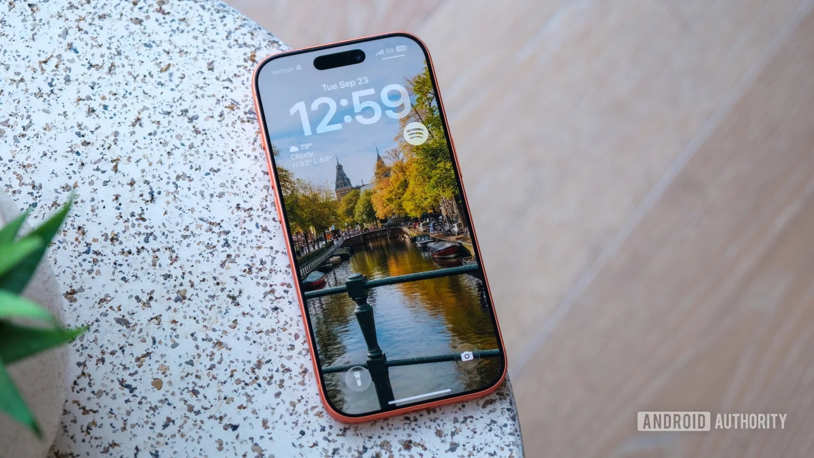 iOS 27 Beta 3 Introduces 3D Depth Wallpaper and Siri Tweaks