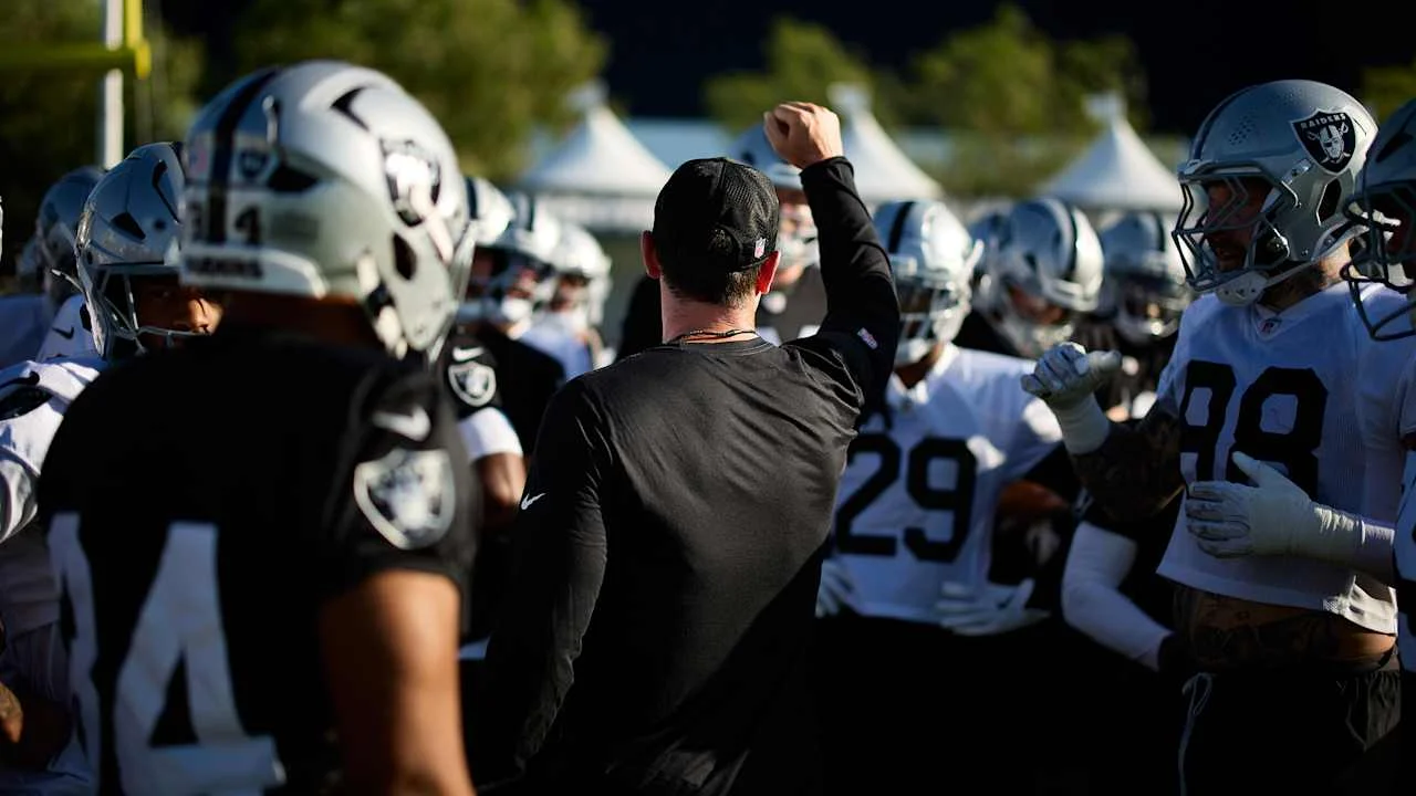 Raiders plan starter-heavy preseason debut vs Cardinals