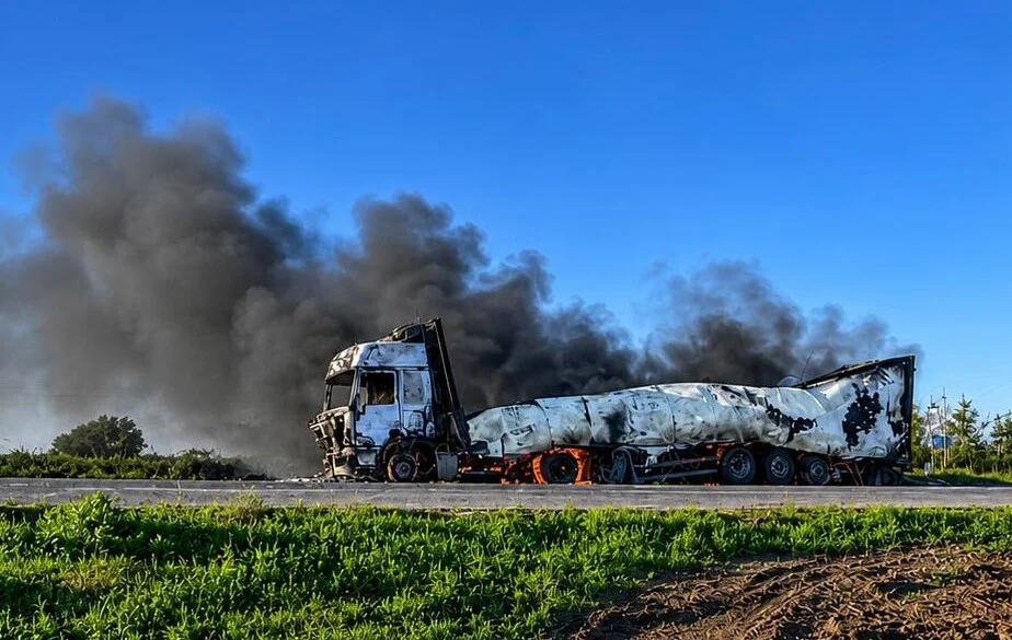 Crimea Under Siege: Fuel Cuts, Damaged Rail, and a Collapsing Tourist Season