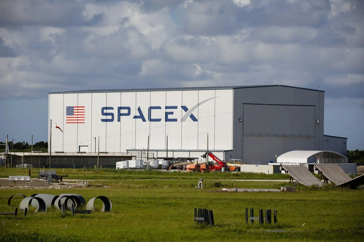 SpaceX IPO Sparks Billions in Passive Buying as Index Funds Move In