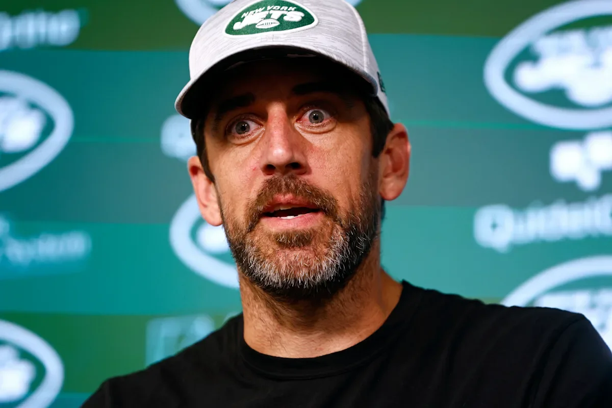Aaron Rodgers Expresses Displeasure with Jets' "Hard Knocks" Feature