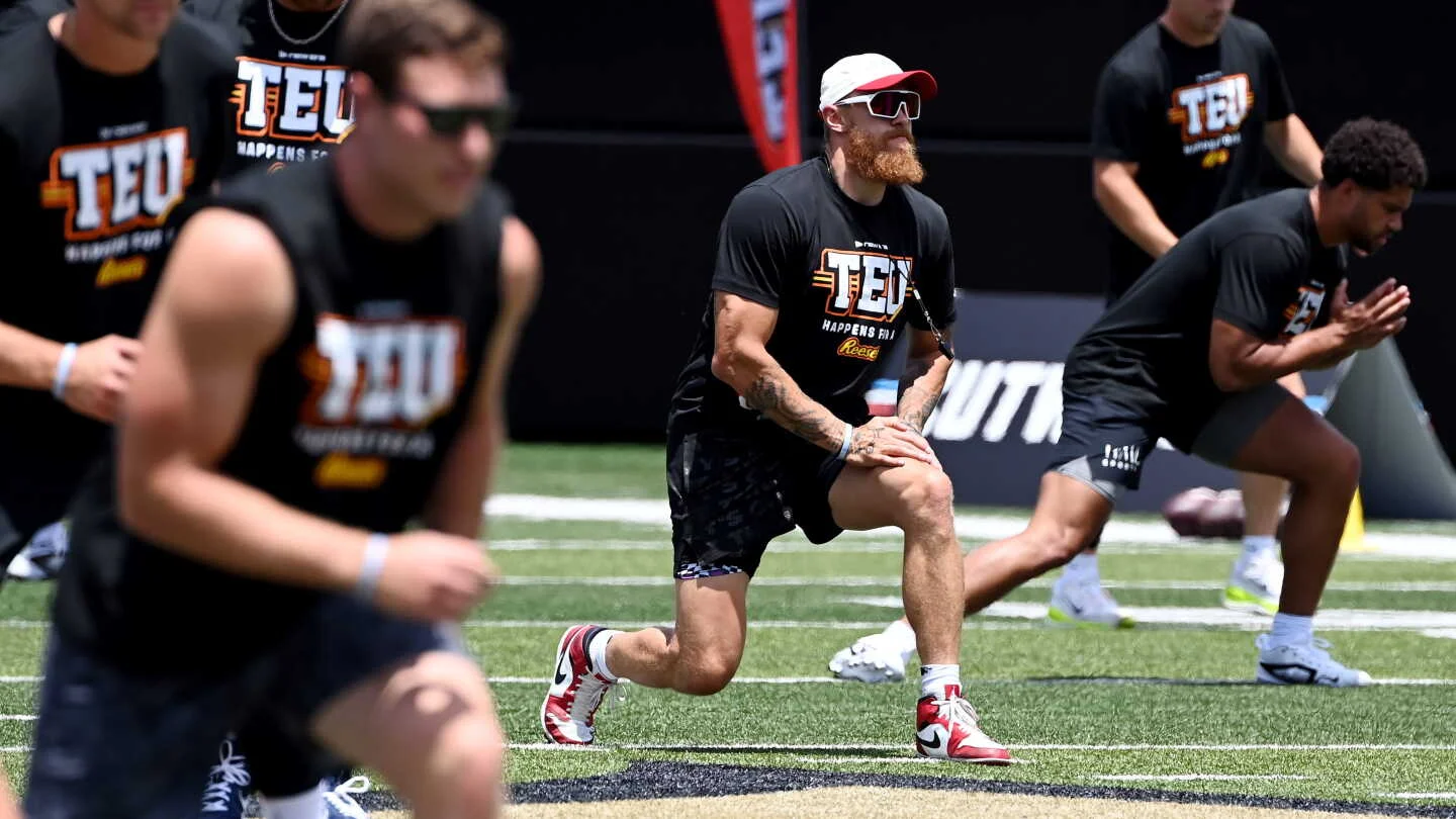 Kelce-Swift wedding draws NFL tight ends to NYC