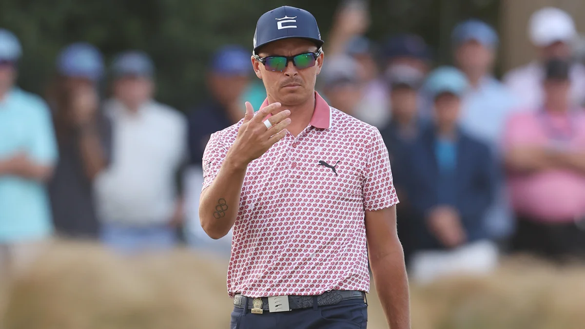 Rickie Fowler dominates 2023 U.S. Open leaderboard with Puma Golf shirts.