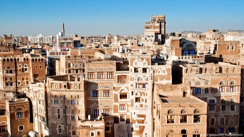Saudi and Omani delegations hold talks with Houthis to end Yemen war.