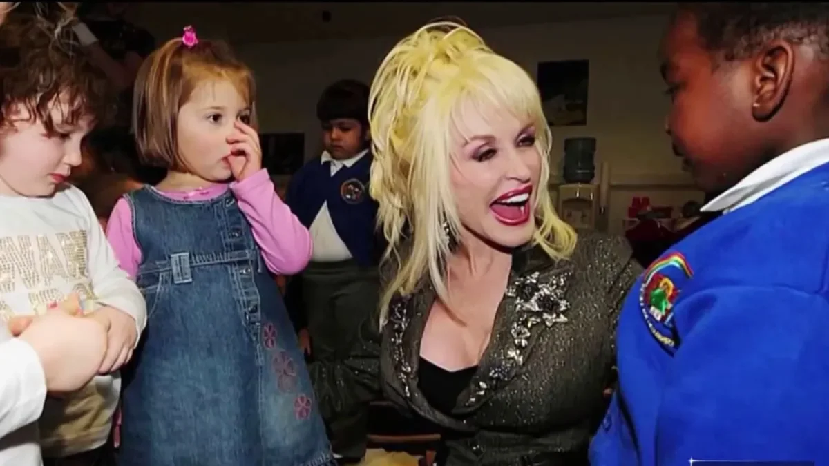 AMC Chicago Area to Screen Dolly Parton Classics in Limited-Run Tribute
