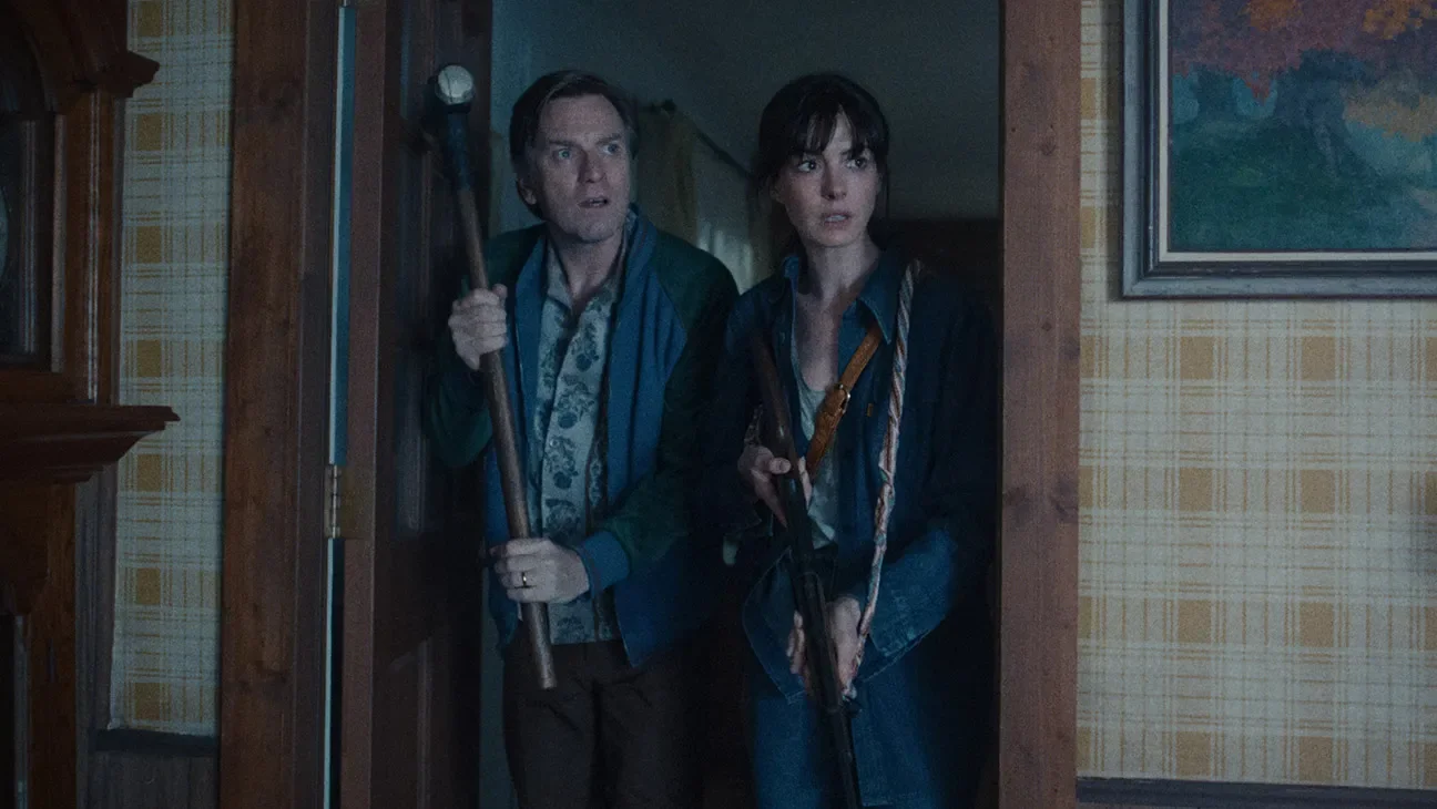 Amblin-tinged Dino Thriller The End of Oak Street Sparks Early Rave