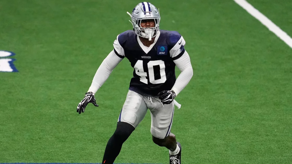 Von Miller trades chicken equity to wear Cowboys No. 40 in 2026