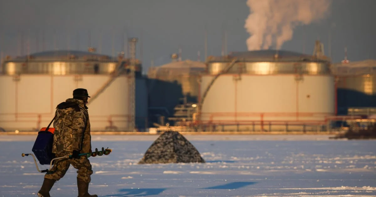 Oil War Bottlenecks the Baltic: Ukraine’s Strikes Jam Gulf of Finland