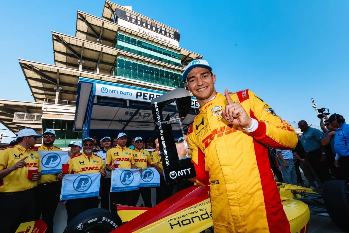 Palou clinches Indy 500 pole with late surge as Rossi starts second