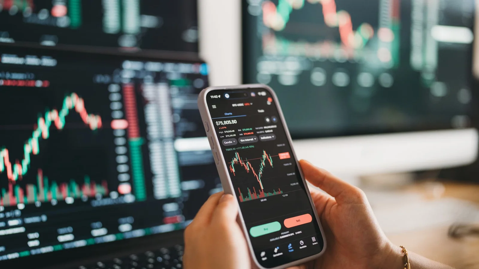 Ex-OpenAI Scientist's Hedge Fund Unwinds AI Bets Amid Steep Losses