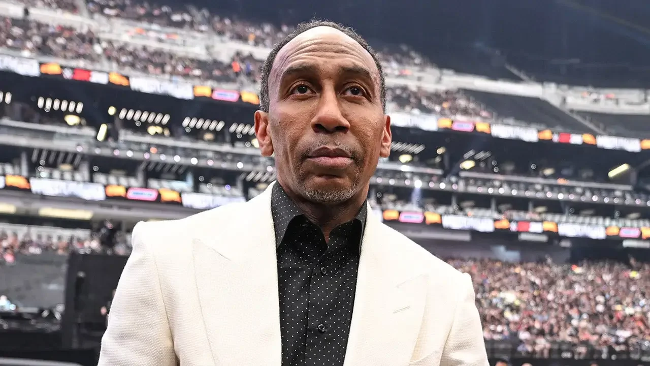 Smith backs Russini for now as Vrabel saga unfolds