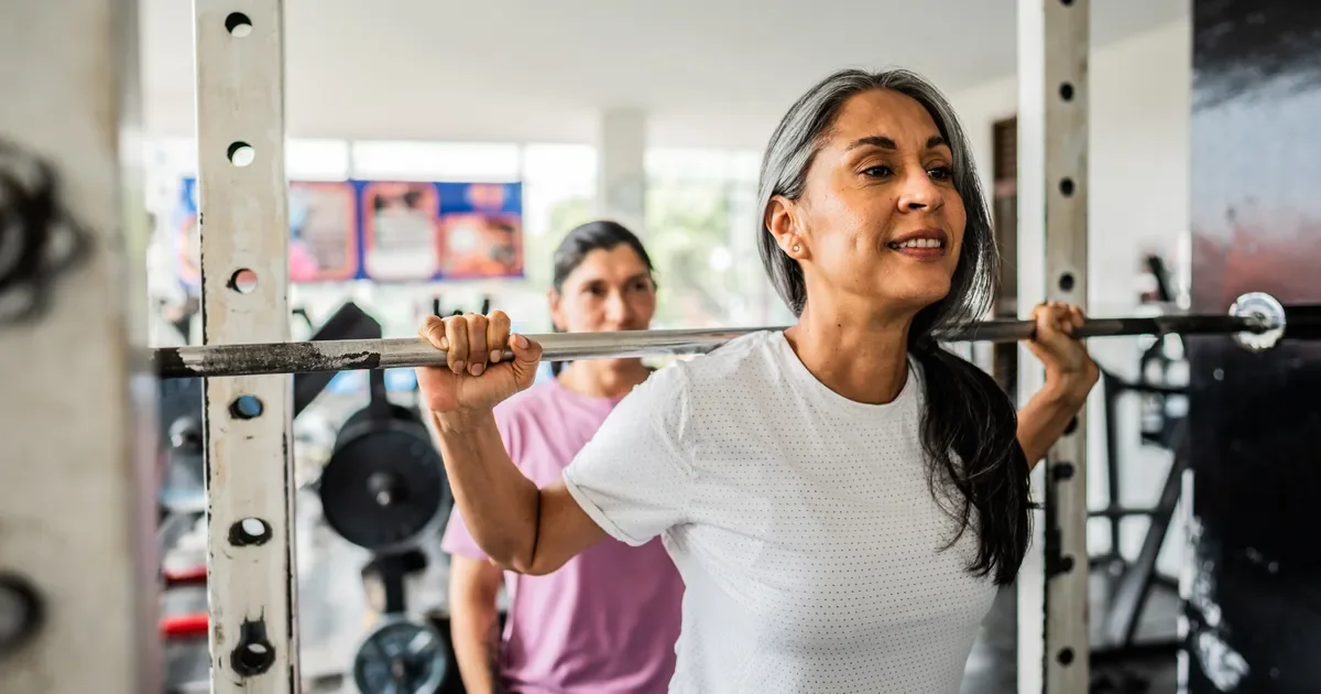 15 Gym Habits Personal Trainers Reject for Safer, Smarter Workouts