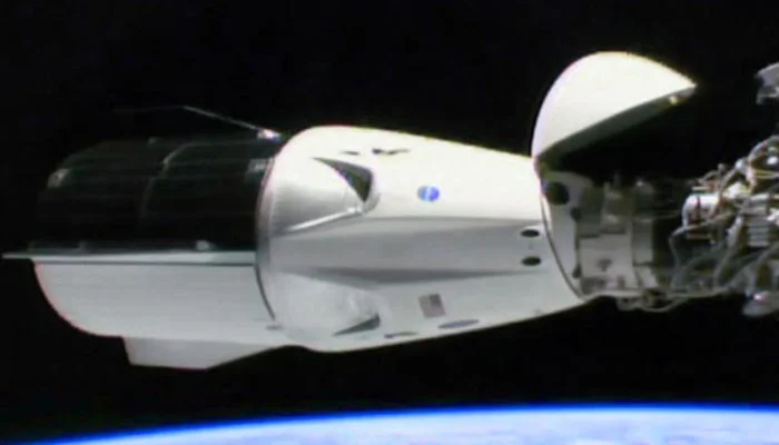 SpaceX Dragon's Splashdown and Sonic Boom Terrify Florida Residents