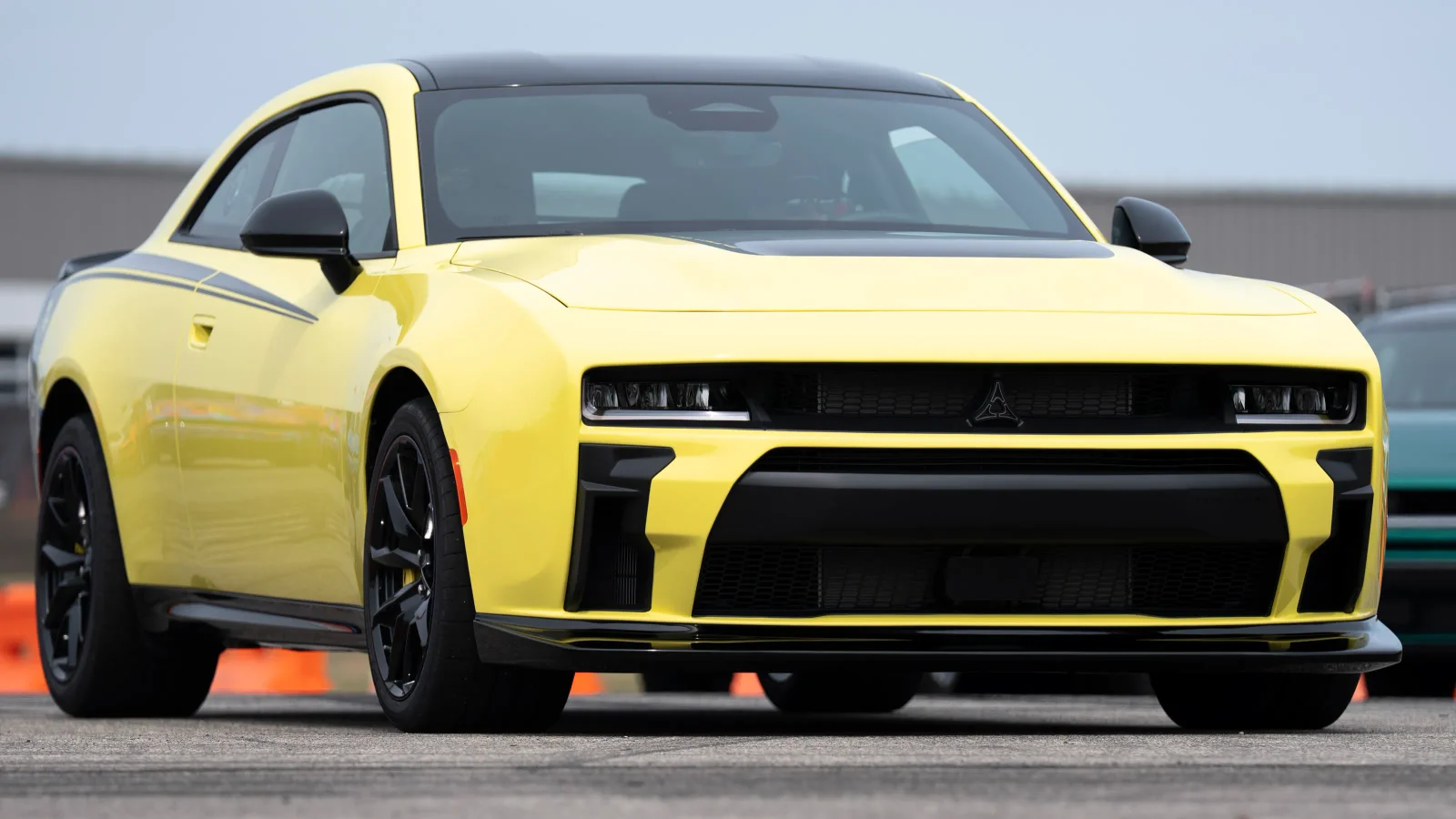 Dodge Unveils 2027 Charger Super Bee and Durango 'Smokescreen' Concept