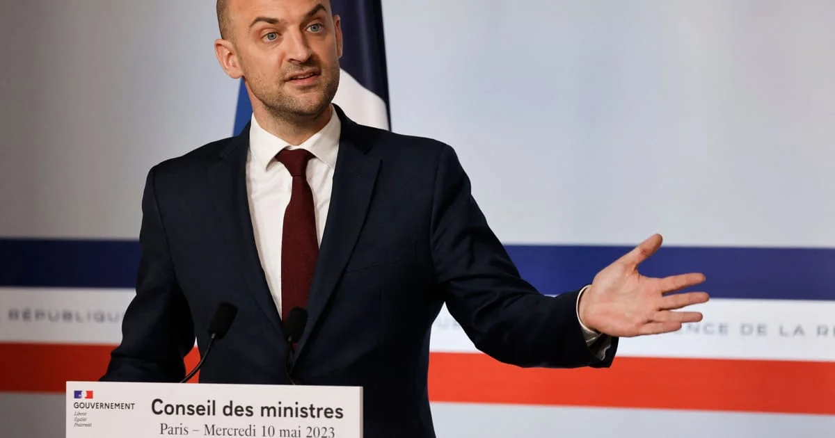 Twitter Withdraws from EU Disinformation Code, French Minister Threatens Ban