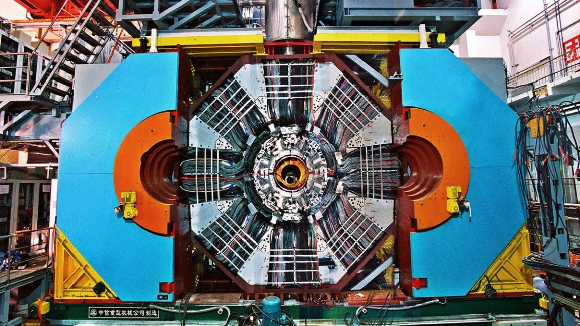 Strongest Evidence Yet That Glueballs Exist as Pure-Gluon Particles