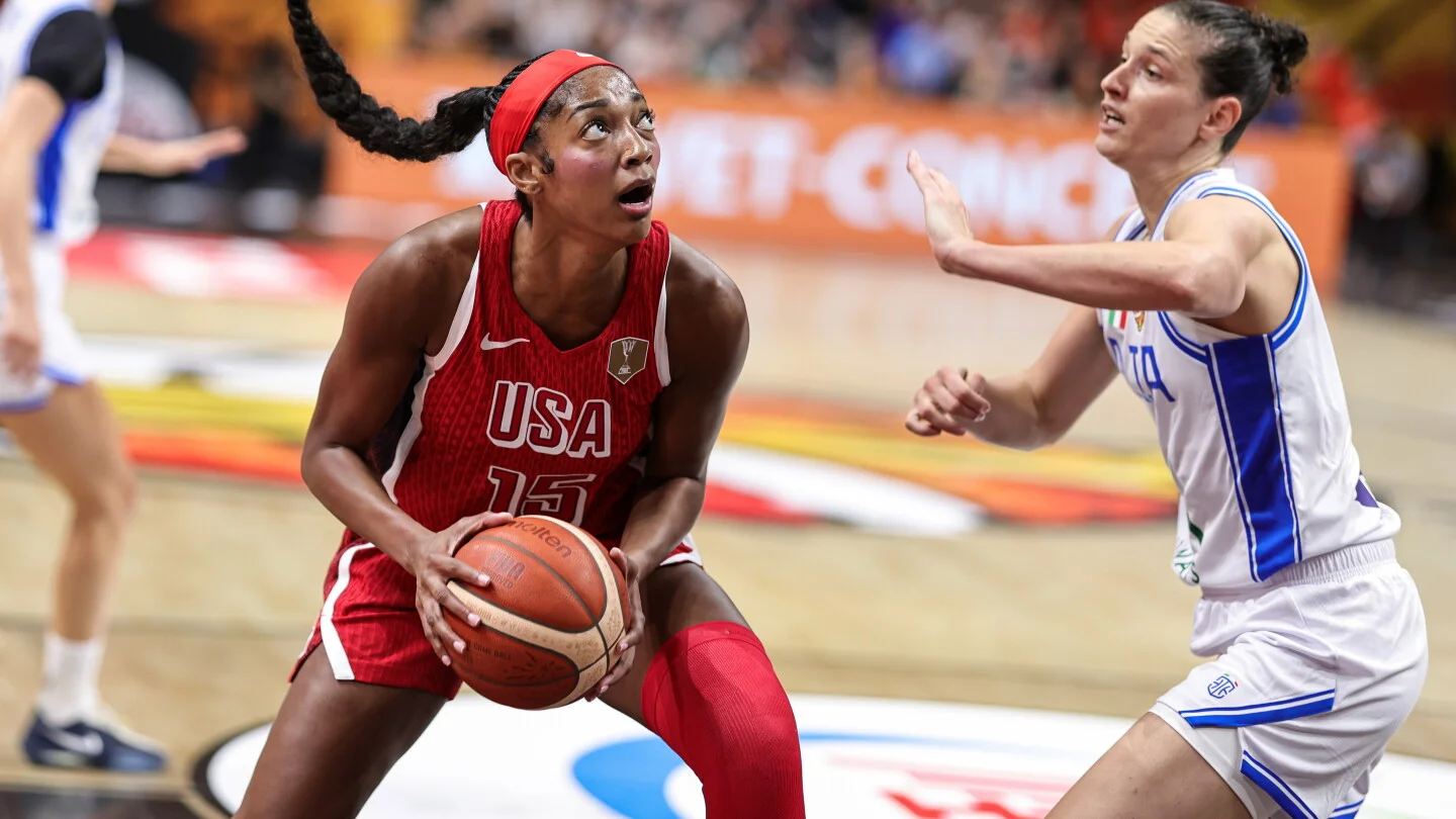 USA survives Italian test in World Cup thriller