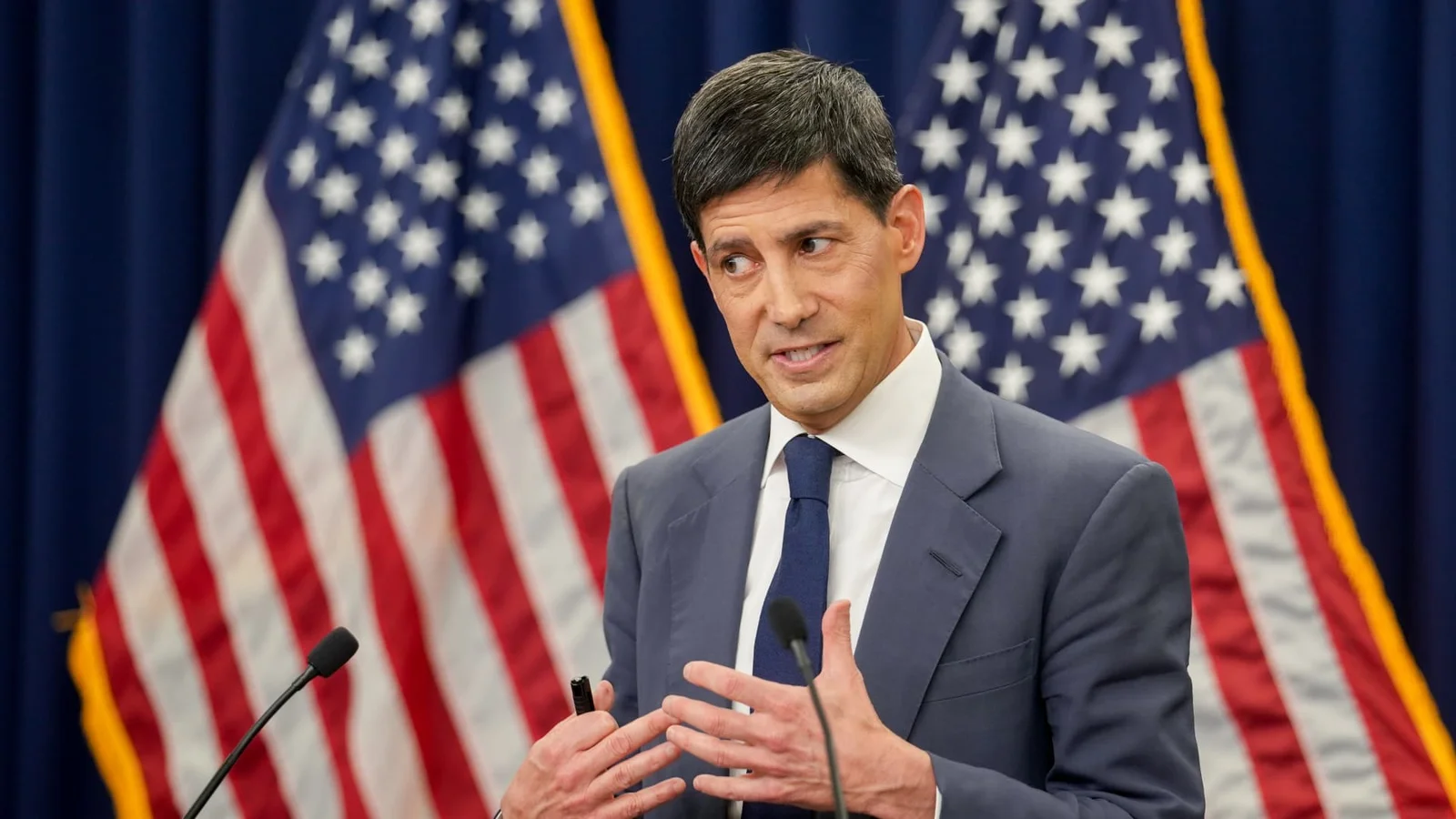 Warsh Forms Five Fed Task Forces With Industry and Academic Leaders