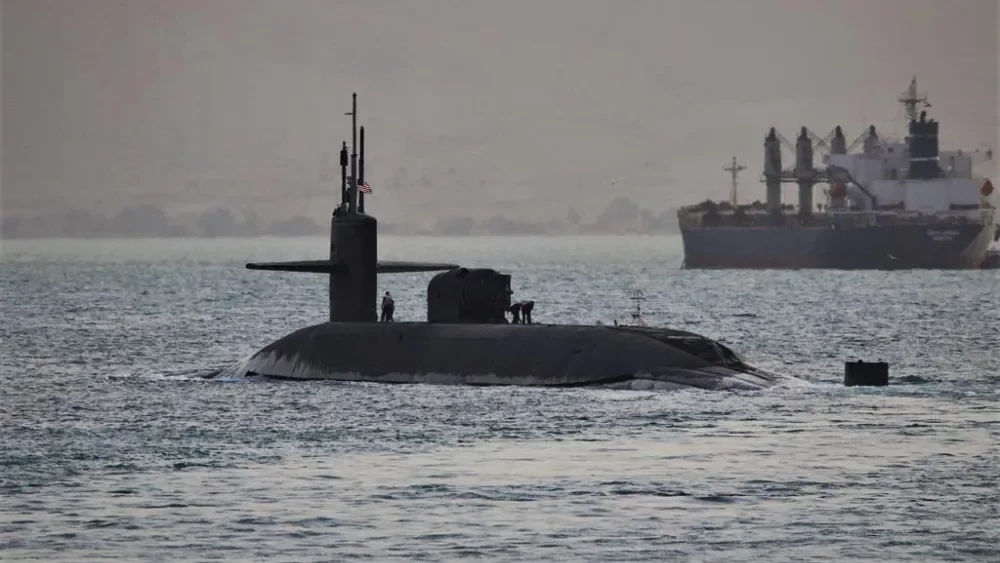 US Sends Guided-Missile Submarine to Persian Gulf Amid Iran Tensions
