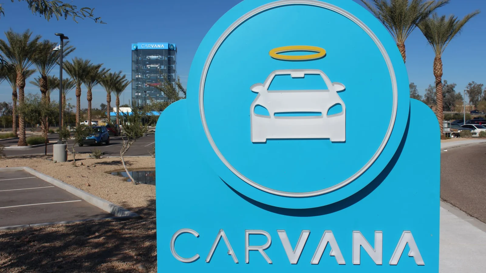 Carvana bets on new-vehicle franchises to upend U.S. auto retail