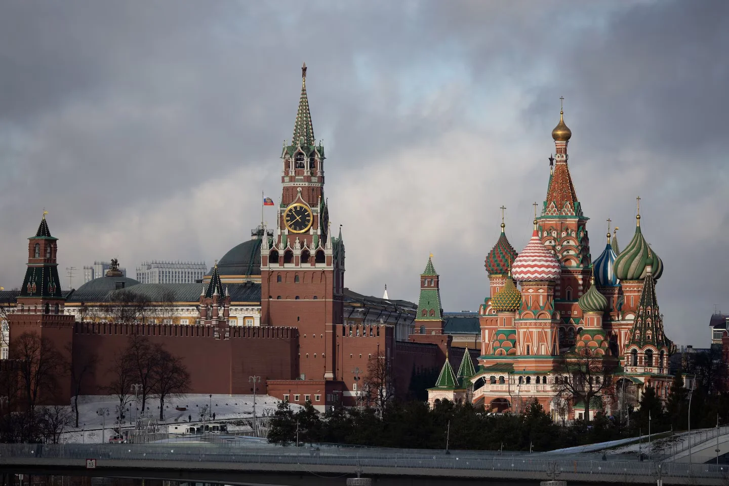 Wagner Chief Prigozhin warns of revolution in Russia due to Ukraine war.