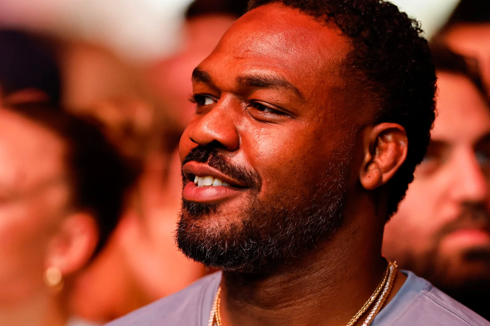 Ulberg Rallies to Capture Vacant Light-Heavyweight Title; Jones Reacts in Awe