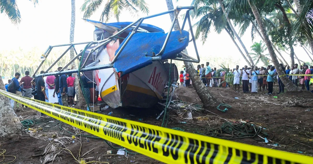 22 Dead in Tourist Boat Capsizing in Southern India