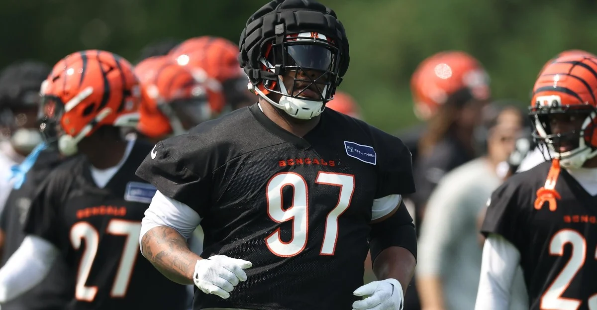 Bengals' defense leads in Bears joint practice as Burrow starts hot