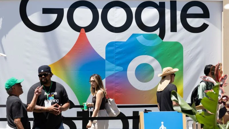 AI Rewires the Internet: Smarter Searches, Virtual Influencers, and AI-Powered Shopping