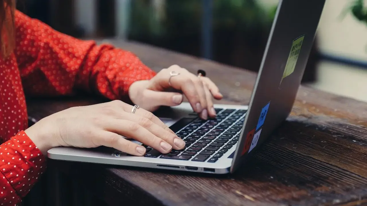 Fake Chrome Update Scam Hijacks Trusted Extensions to Deliver Malware