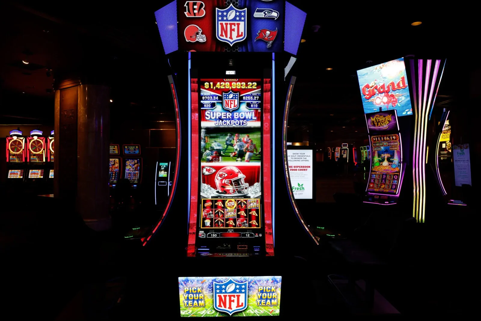Vegas slot spin turns $5 into a $10.3M windfall