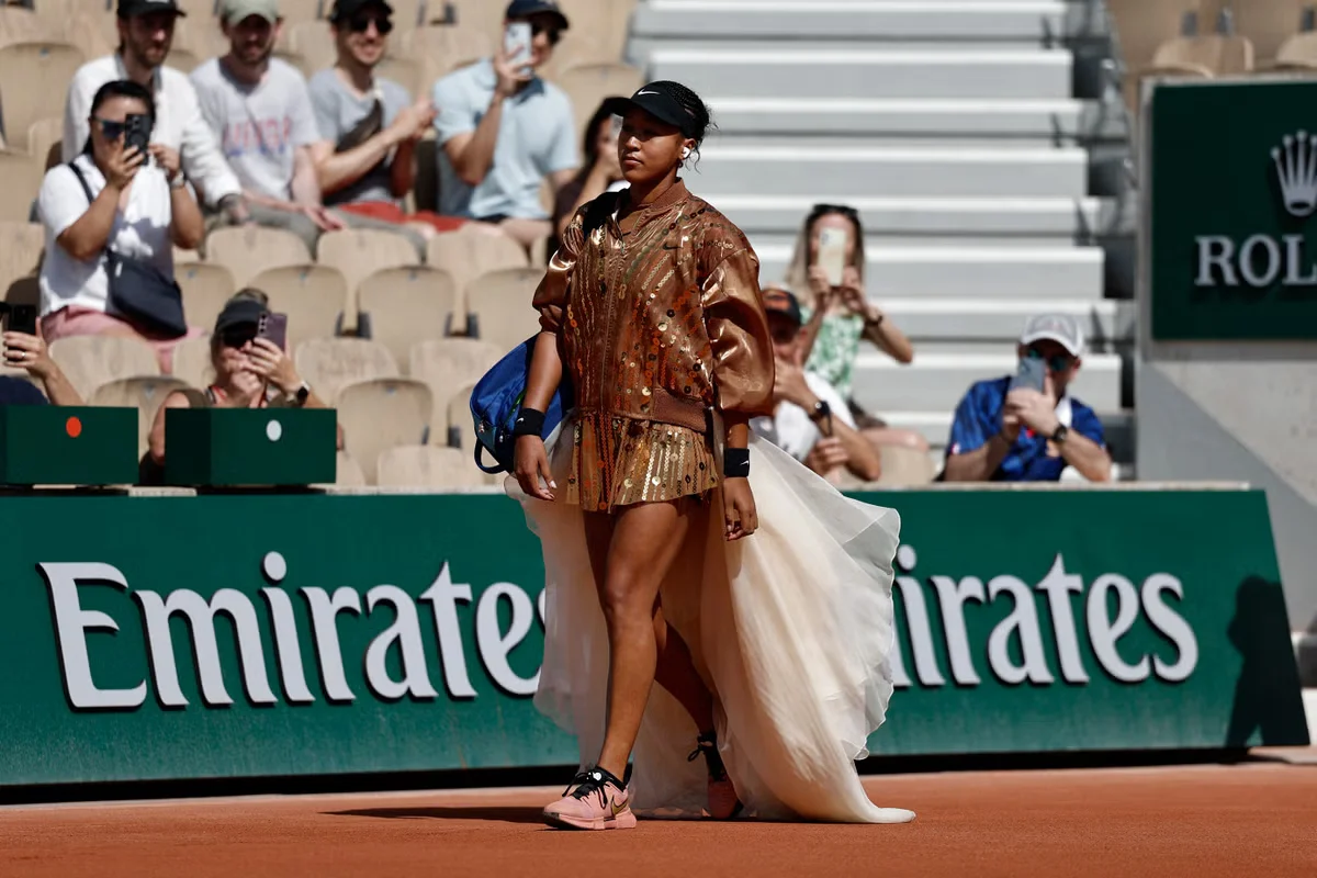 Osaka lights up Paris with Eiffel Tower-inspired ensemble as she sails into Roland Garros third round