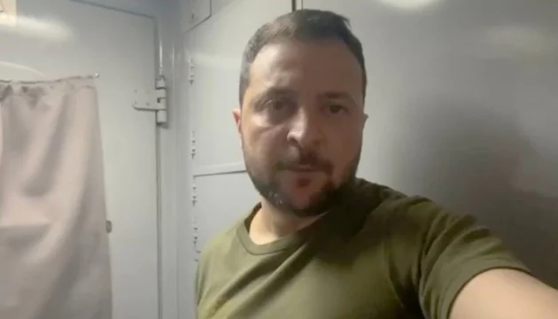 Zelensky announces upcoming arms deliveries and meetings.