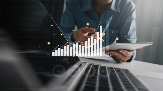 Inflation Decline Boosts Stock Market and Retailers